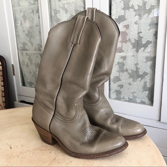 d width womens boots